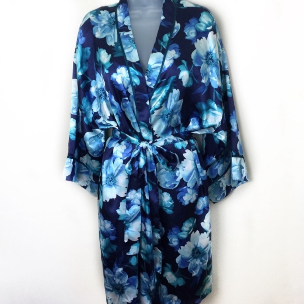 THALIA SODI BLUE FLORAL SILK SATIN KIMONO ROBE